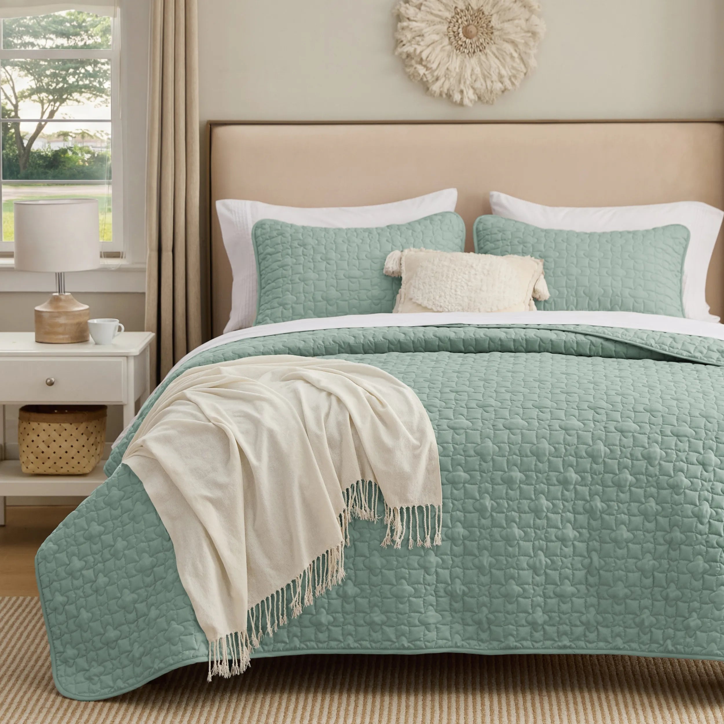Lucky Star Quilt Set - Image 9