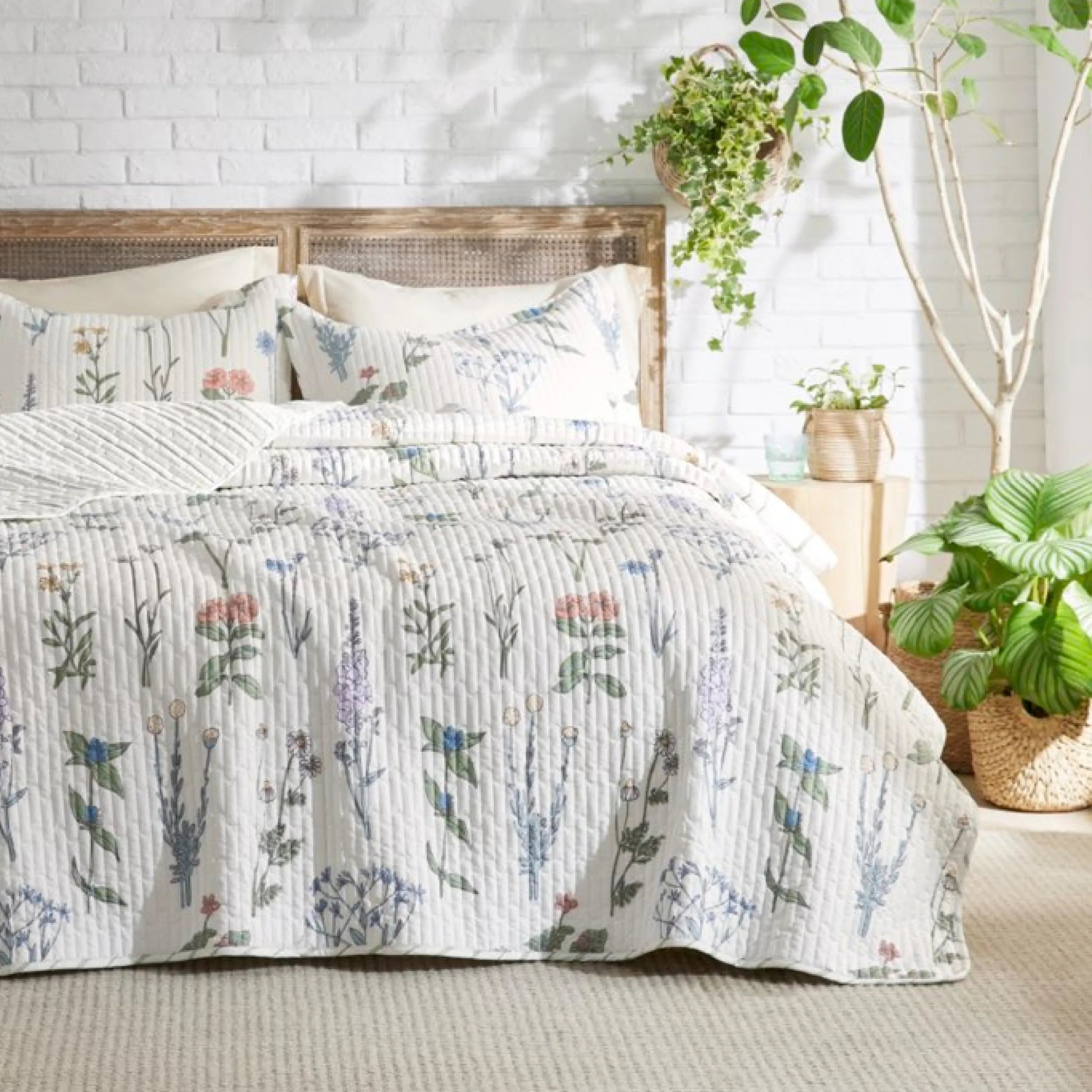 Botanical Quilt Set - Image 14