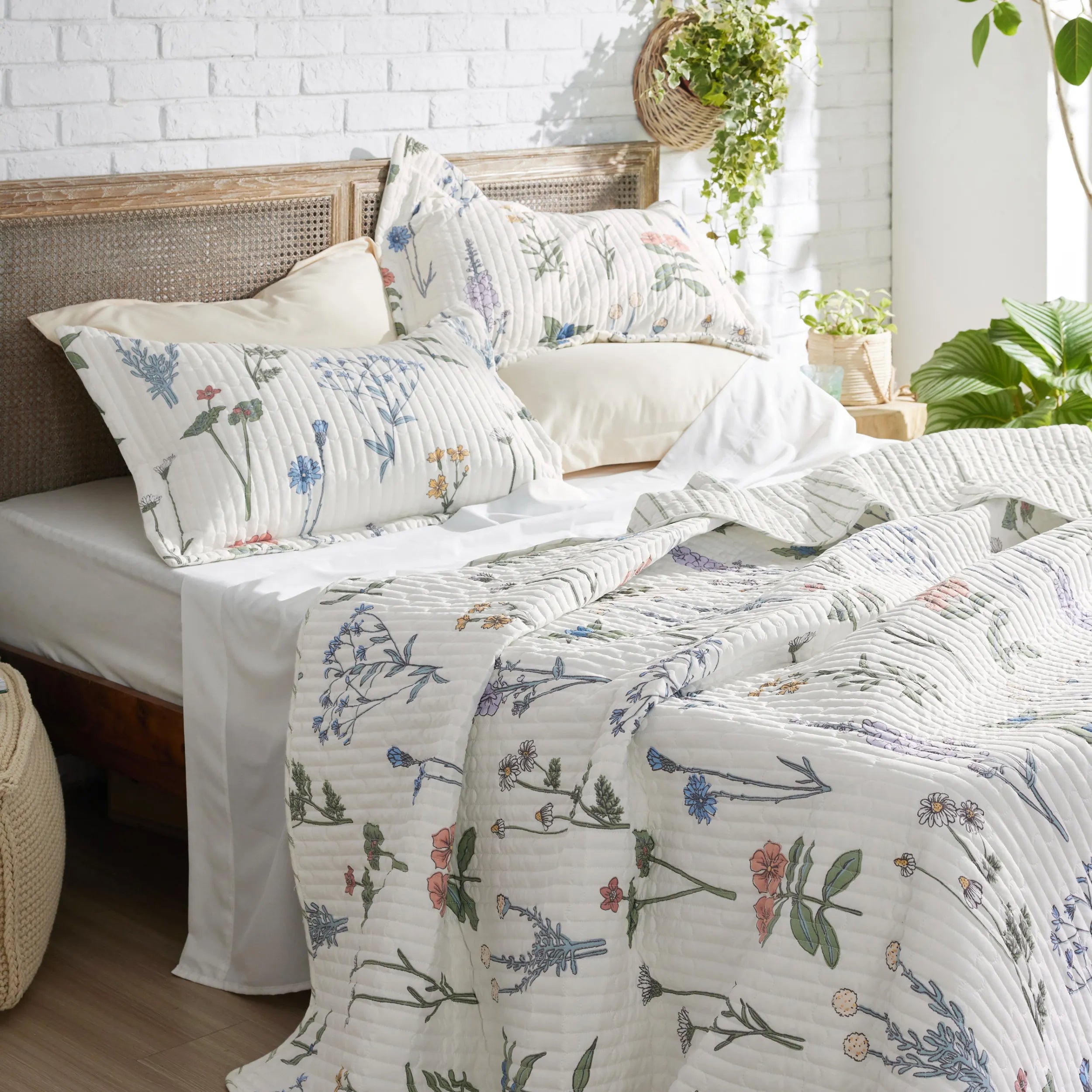 Botanical Quilt Set - Image 15