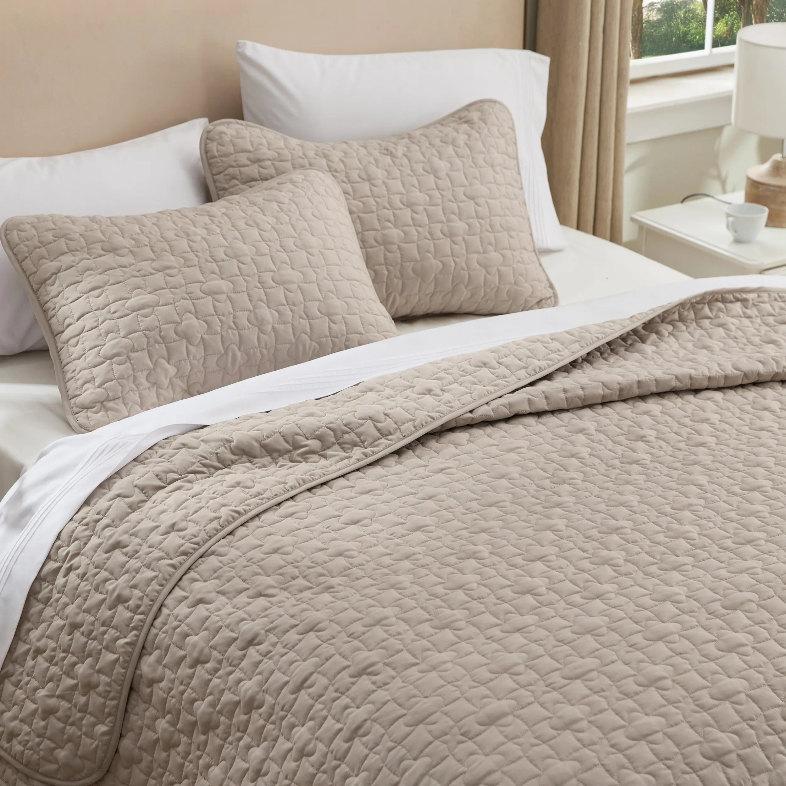 Lucky Star Quilt Set - Image 16