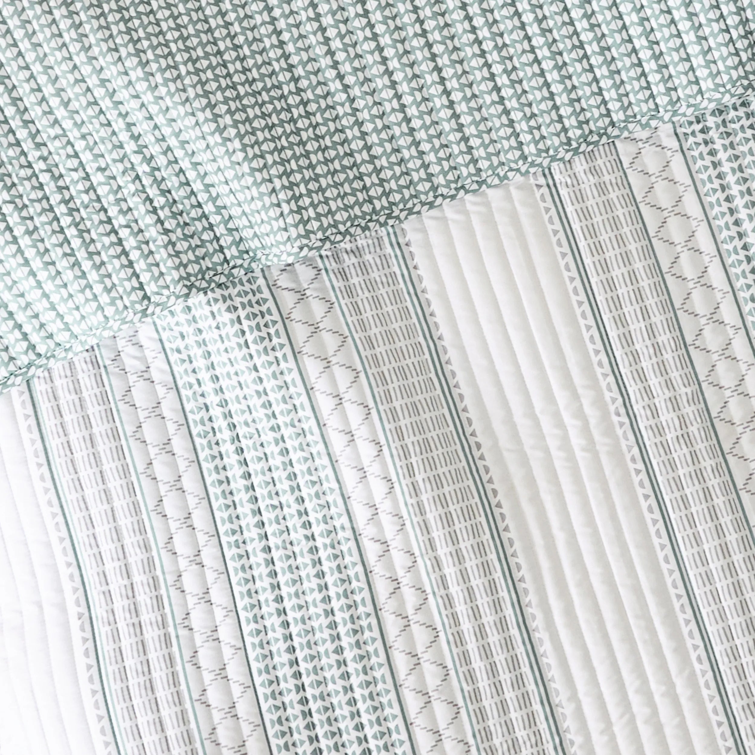 Botanical Quilt Set - Image 4