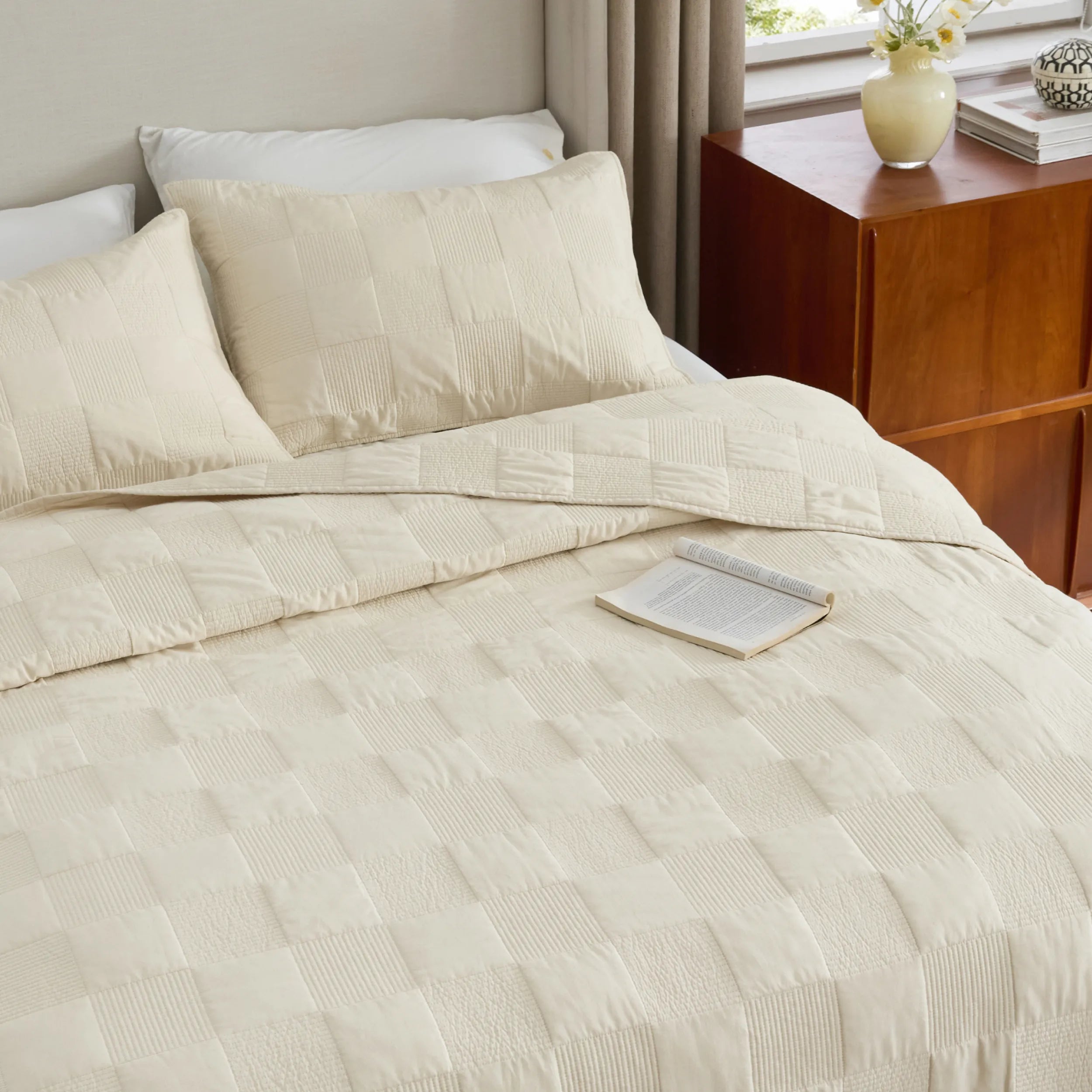 Cotton Checkered Quilted Set - Image 10