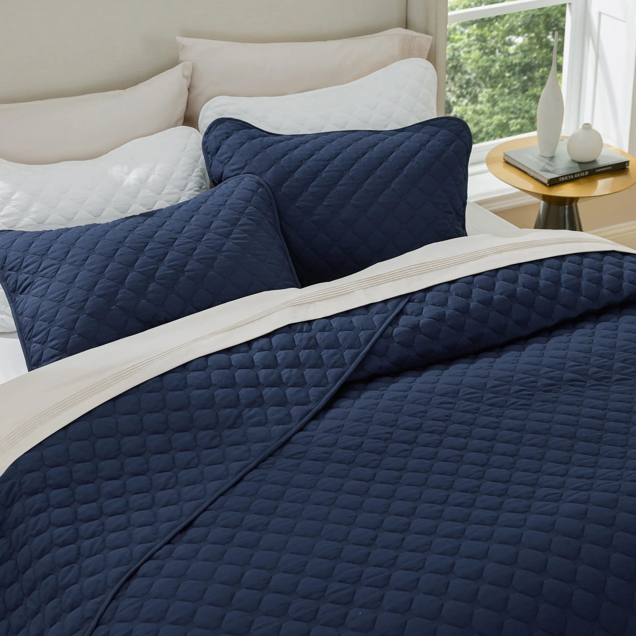 Classic Honeycomb Quilt Set - Image 16