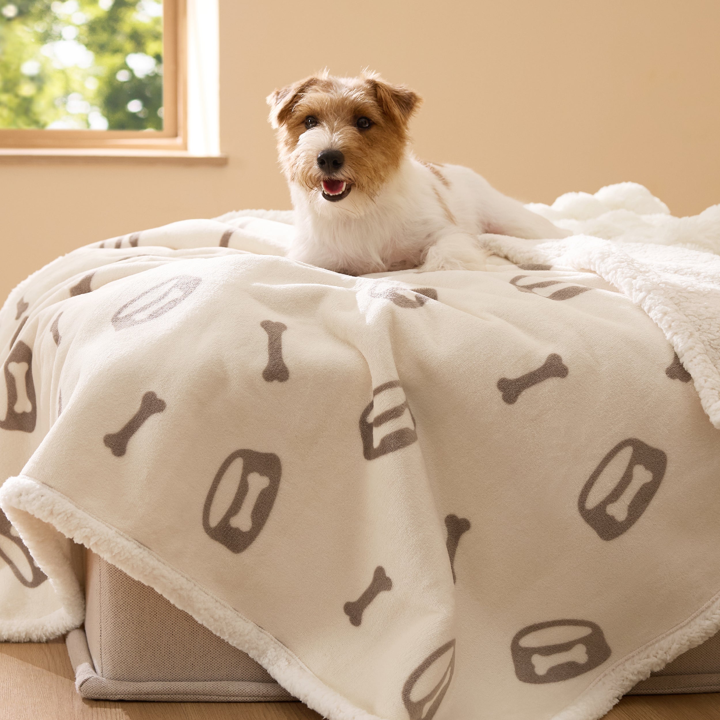 Reversible Waterproof Sherapa Blanket - Image 4