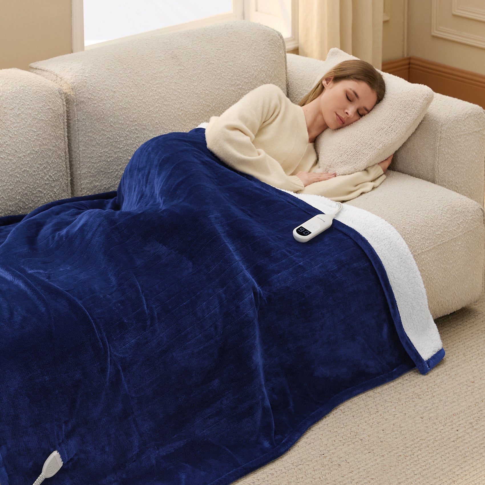 Solid Flannel Heated Blanket - Image 3
