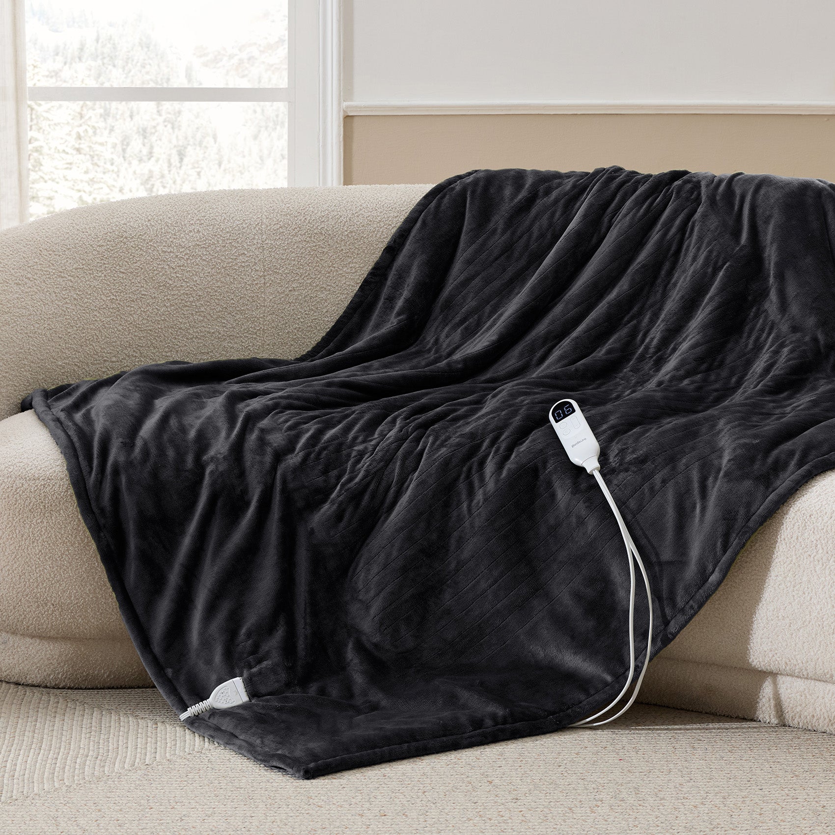 Solid Flannel Heated Blanket - Image 8