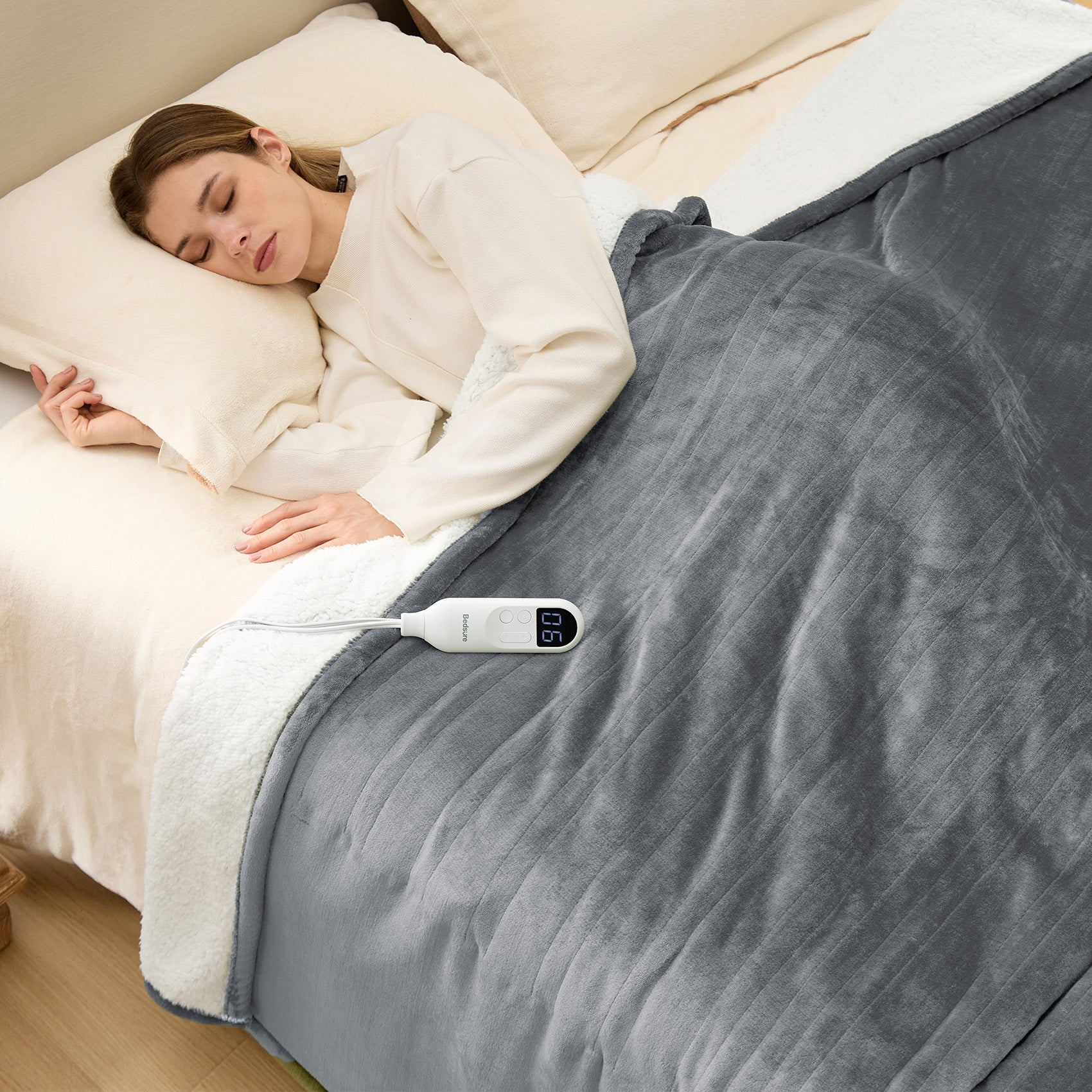 Solid Flannel Heated Blanket - Image 17
