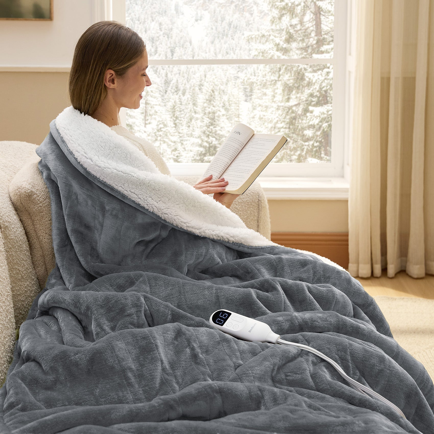 Solid Flannel Heated Blanket - Image 18