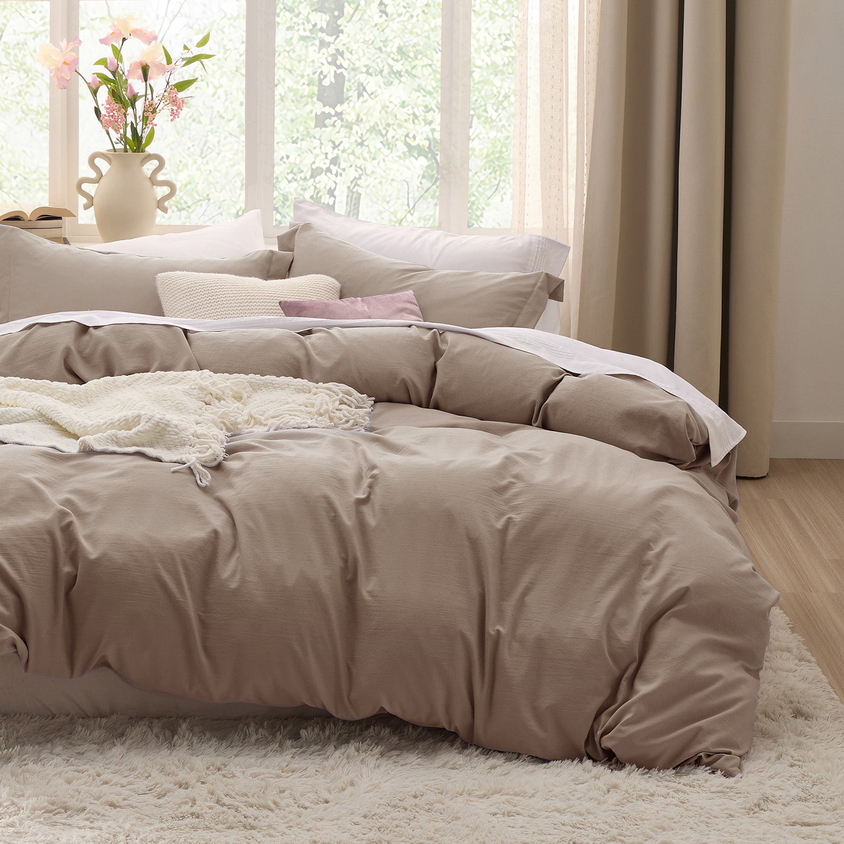 Ultra Soft Hypoallergenic Microfiber Duvet Cover Set - Image 2